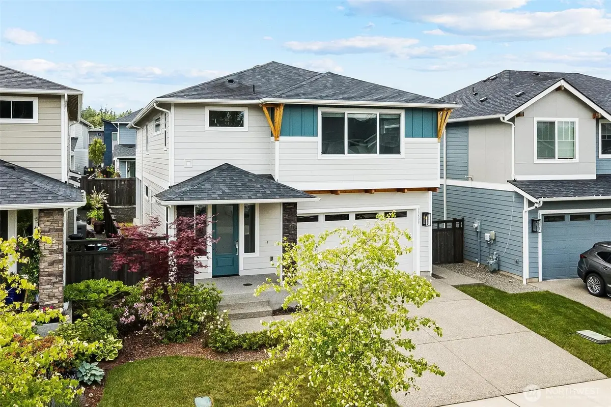 33533 Juniper Avenue Se, Black Diamond, WA 98010 - #1