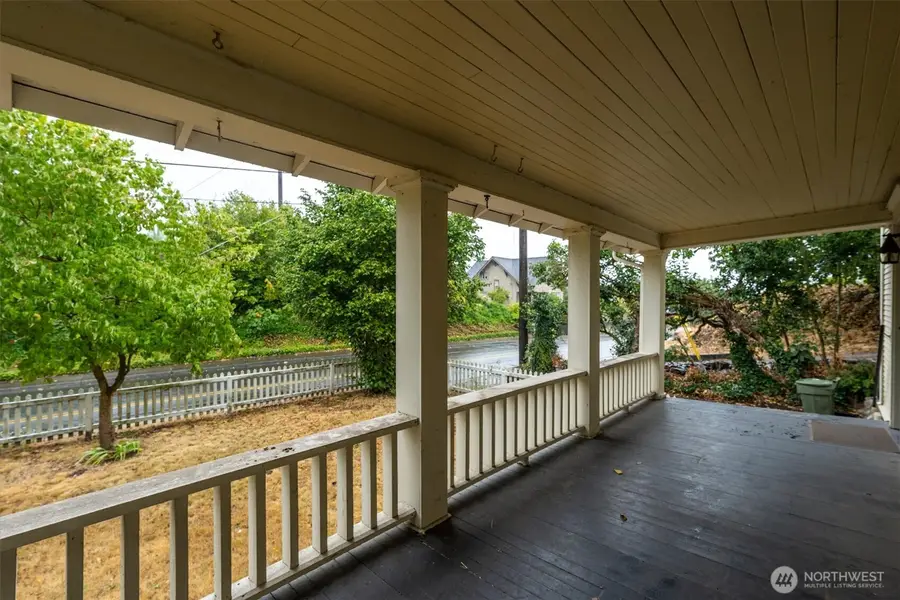 248 S 1st Street S, Kalama, WA 98625 - #3