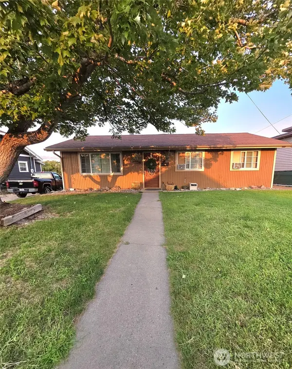 819 Walker Avenue, Wenatchee, WA 98801