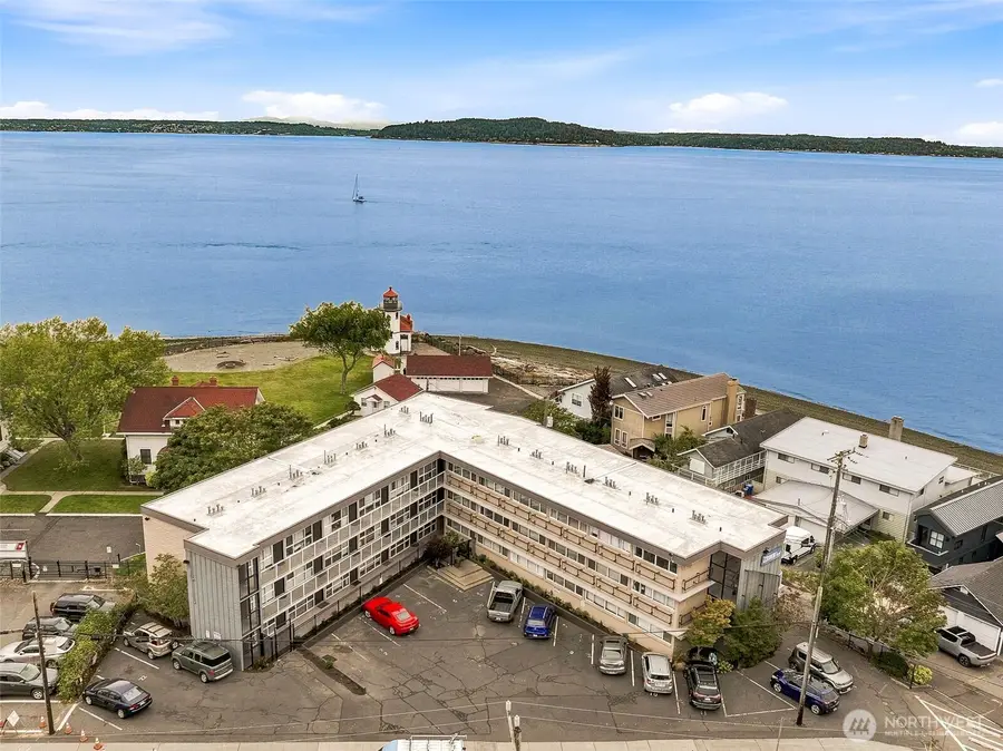 3151 Alki Avenue Sw #11, Seattle, WA 98116 - #2
