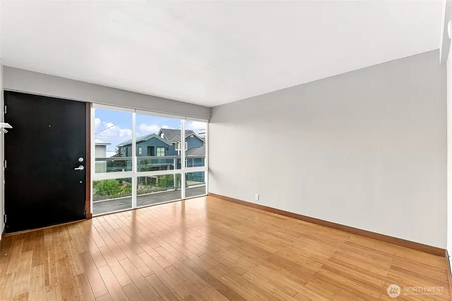 3151 Alki Avenue Sw #11, Seattle, WA 98116 - #3