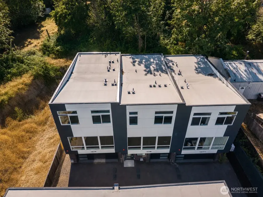12215 Des Moines Memorial Drive S #B, Seattle, WA 98168 - #2