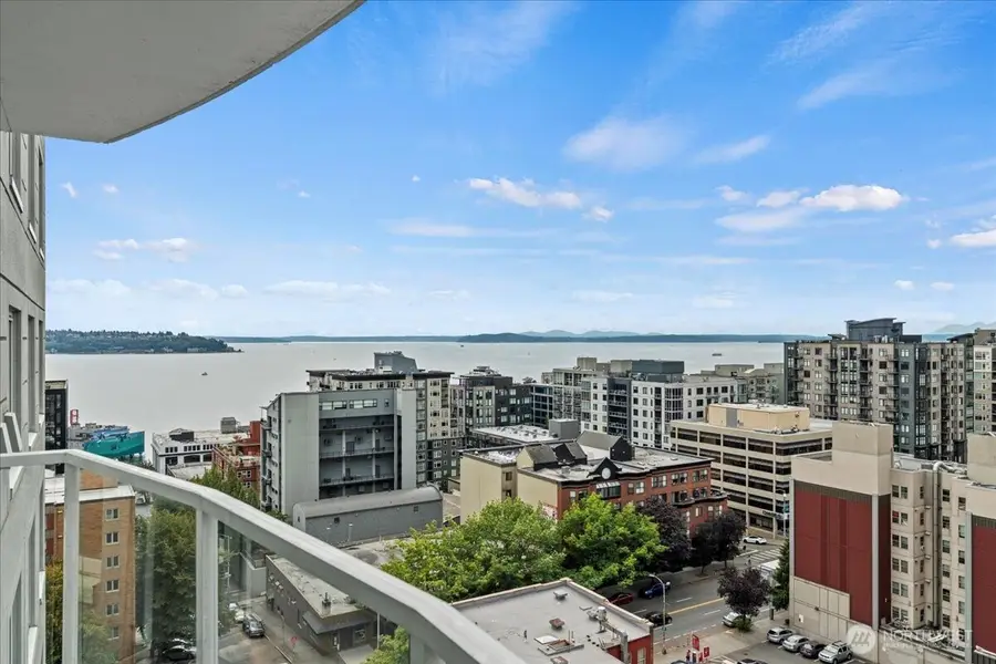 121 Vine Street #1404, Seattle, WA 98121 - #3