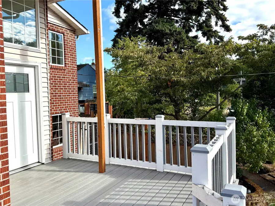 4512 10th Avenue S, Seattle, WA 98108 - #2