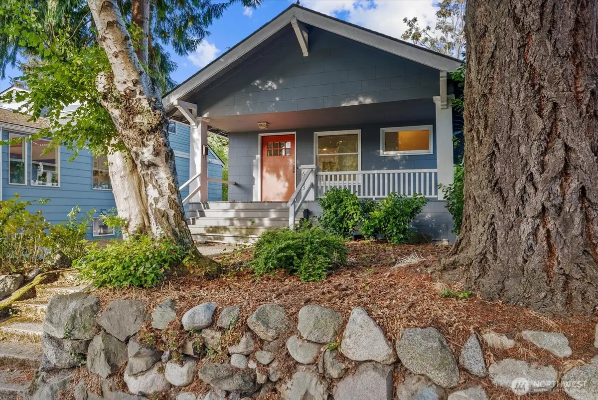 6533 5th Avenue Nw, Seattle, WA 98117 - #1