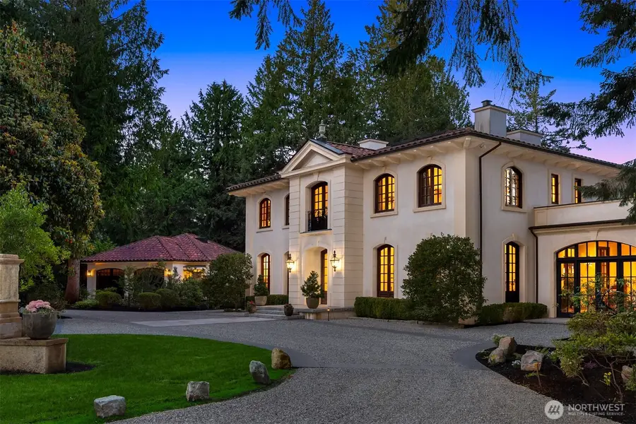 8010 Grand Avenue Ne, Bainbridge Island, WA 98110 - #2