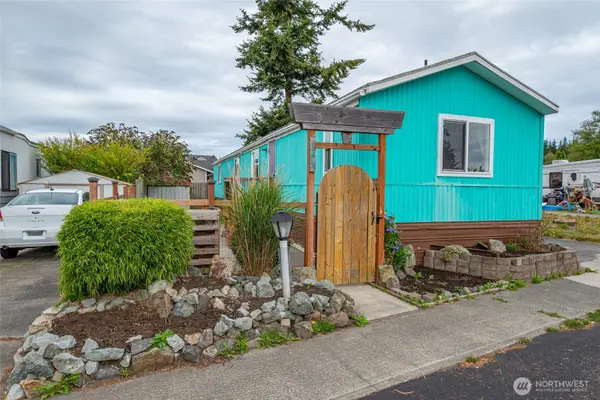 700 NW Crosby Avenue #164, Oak Harbor, WA 98277