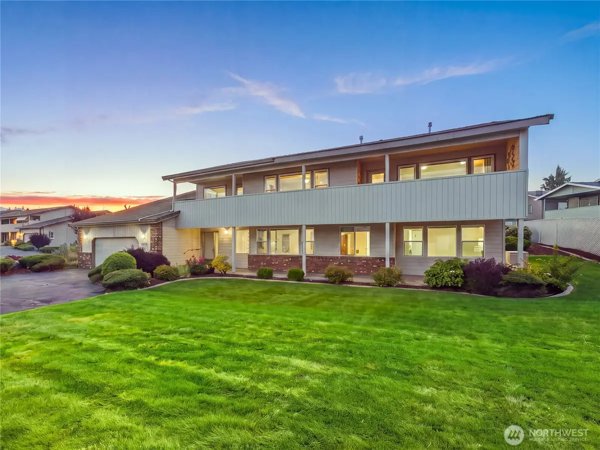 1380 Eastmont Avenue #502, East Wenatchee, WA 98802 - #1