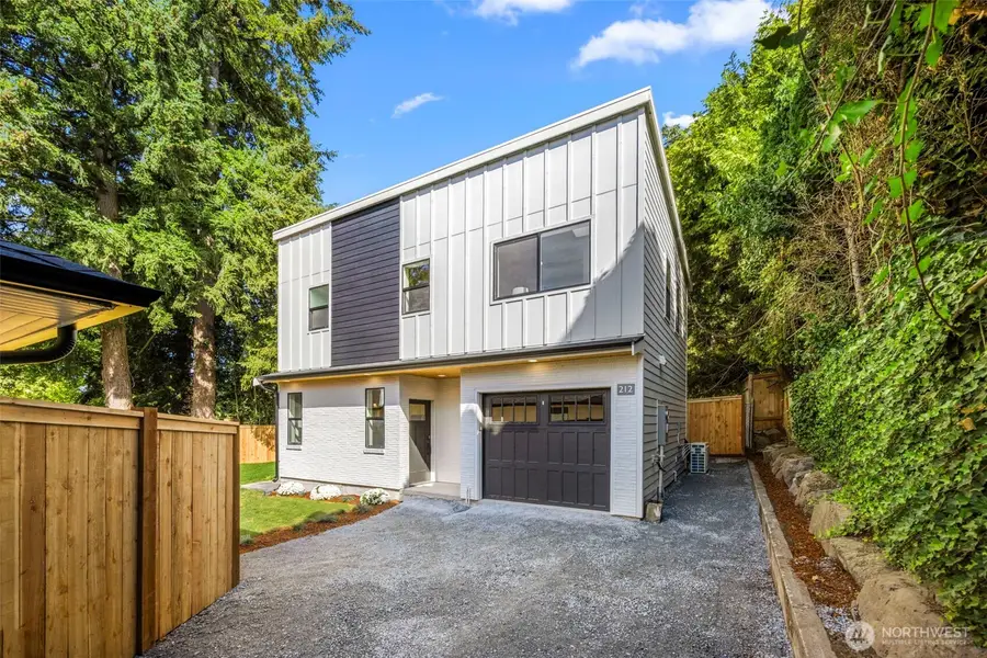 212 N 115th Street, Seattle, WA 98133 - #2