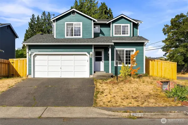 9202 S Thompson Ave, Tacoma, WA 98444