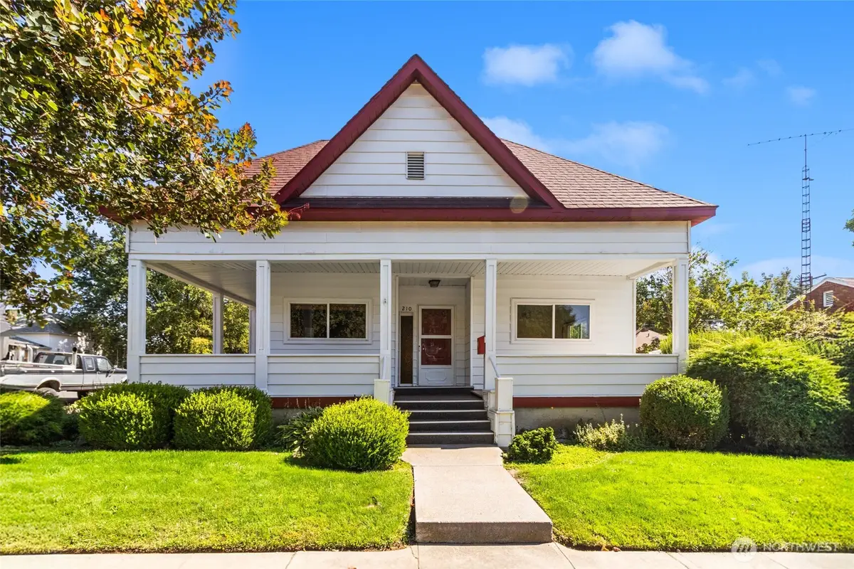 210 E 3rd Avenue, Ritzville, WA 99169 - #1