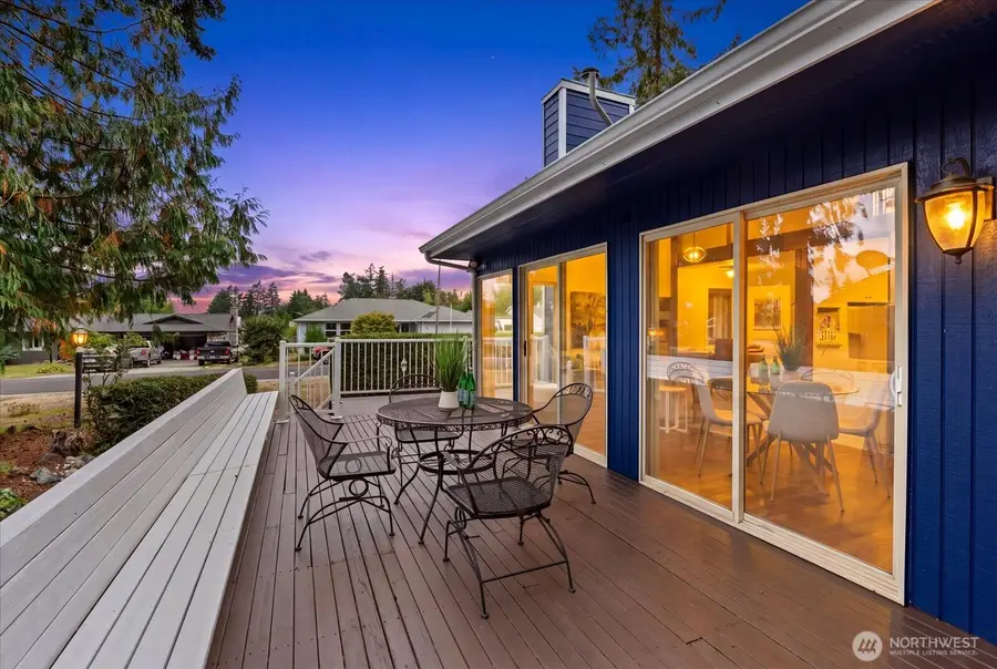757 Commodore Ln, Camano Island, WA 98282 - #3