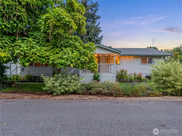 1216 4th Street, Wenatchee, WA 98801