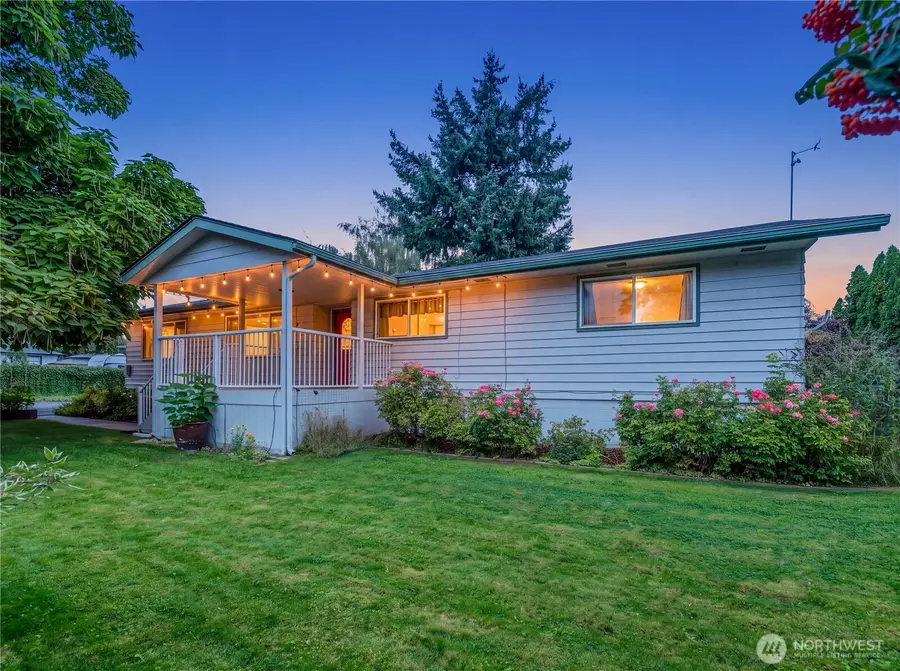 1216 4th Street, Wenatchee, WA 98801 - #2