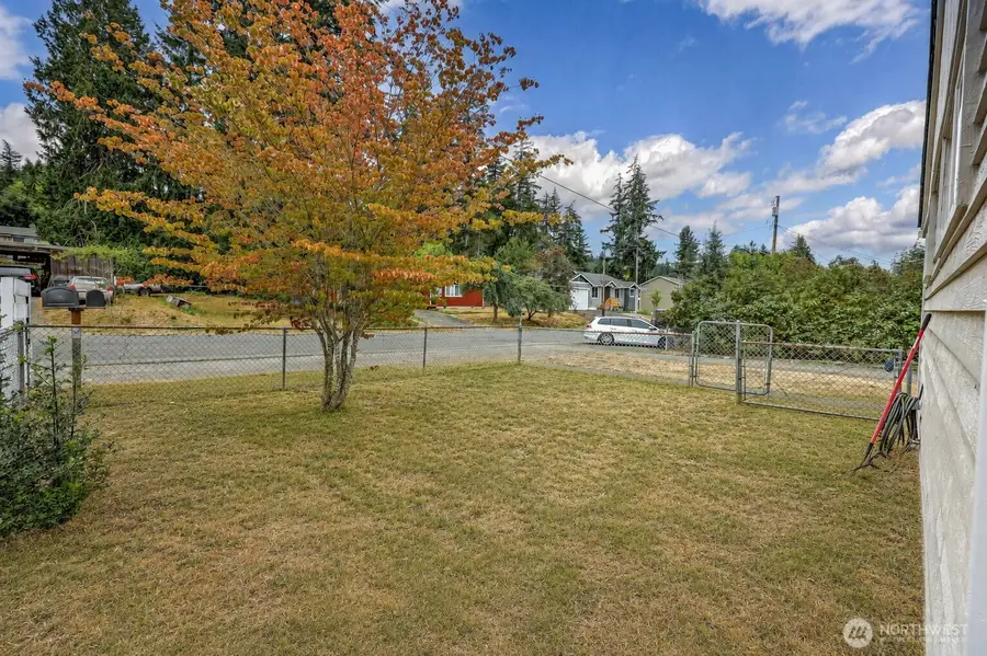 4975 Johnson Street Nw, Bremerton, WA 98311 - #2