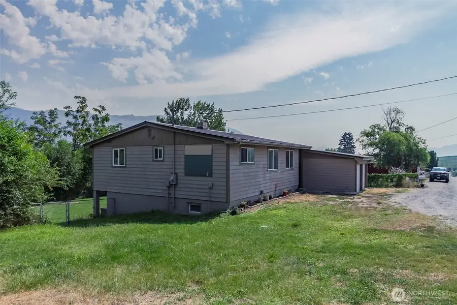 38 Hart Road, Oroville, WA 98844 - #3