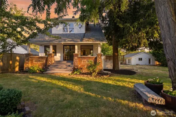 4008 31st Avenue S, Seattle, WA 98108