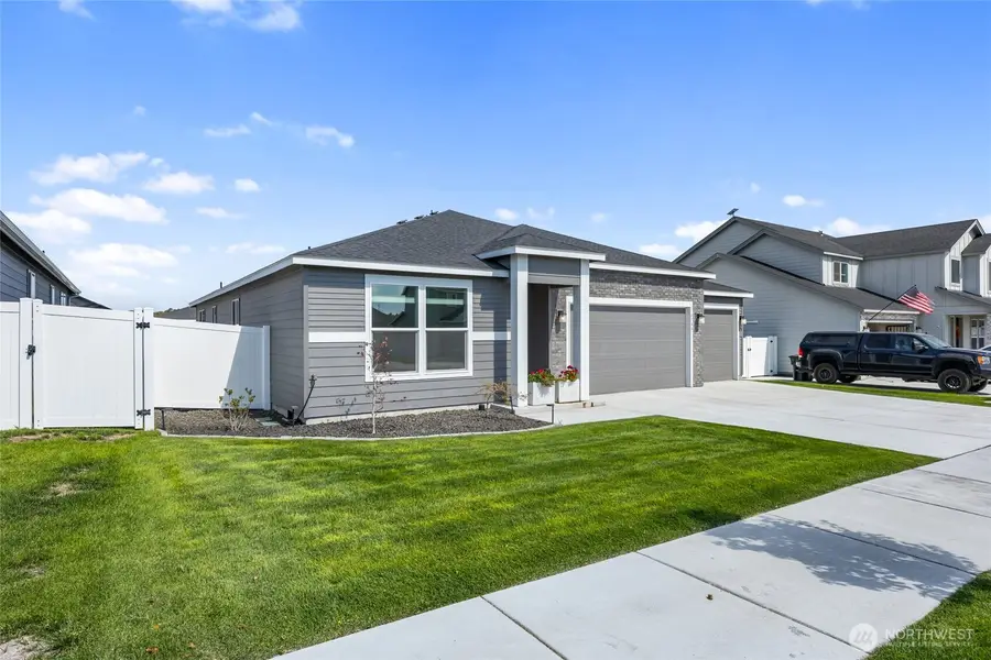 4744 W Junco Street, Moses Lake, WA 98837 - #2