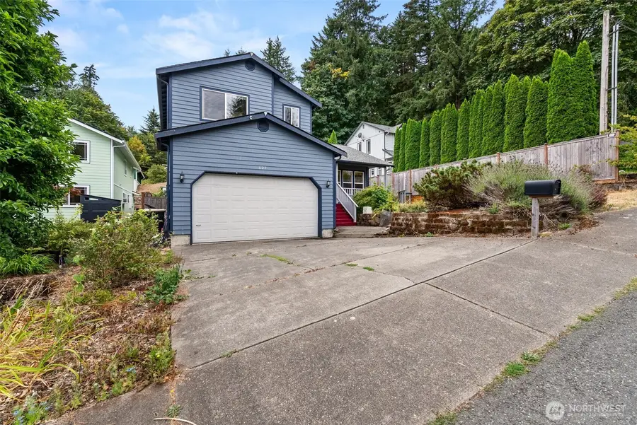 627 Bates Street Sw, Tumwater, WA 98512 - #2