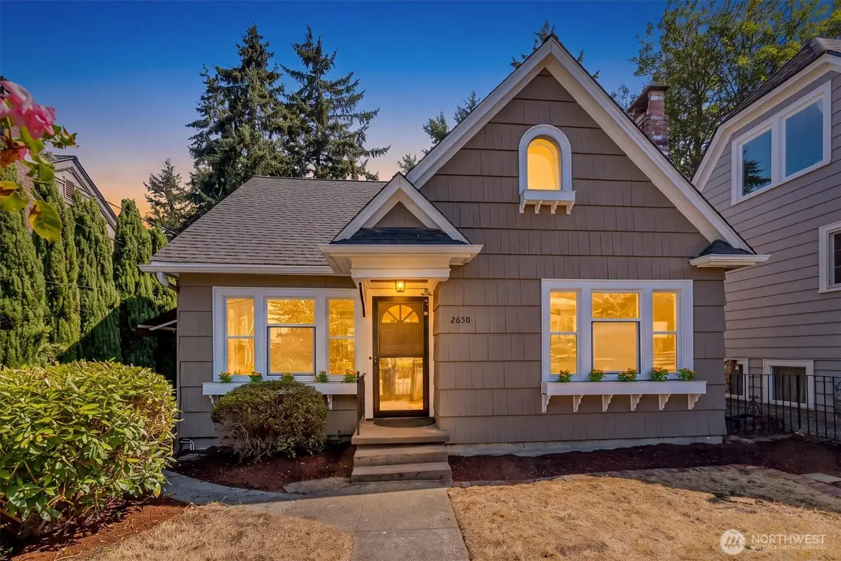 2650 Walnut Avenue Sw, Seattle, WA 98116 - #1