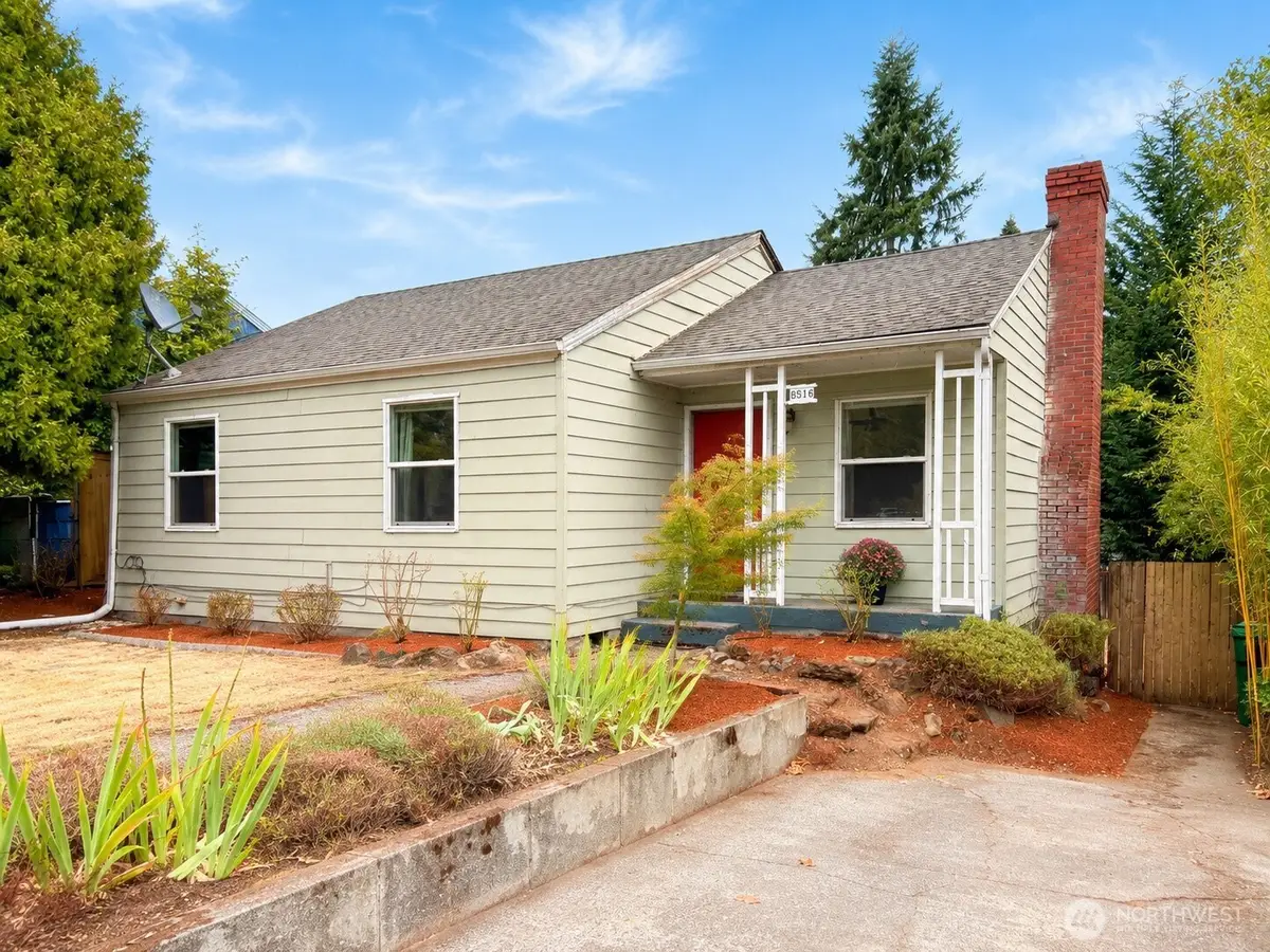 8516 37th Avenue Sw, Seattle, WA 98126 - #1