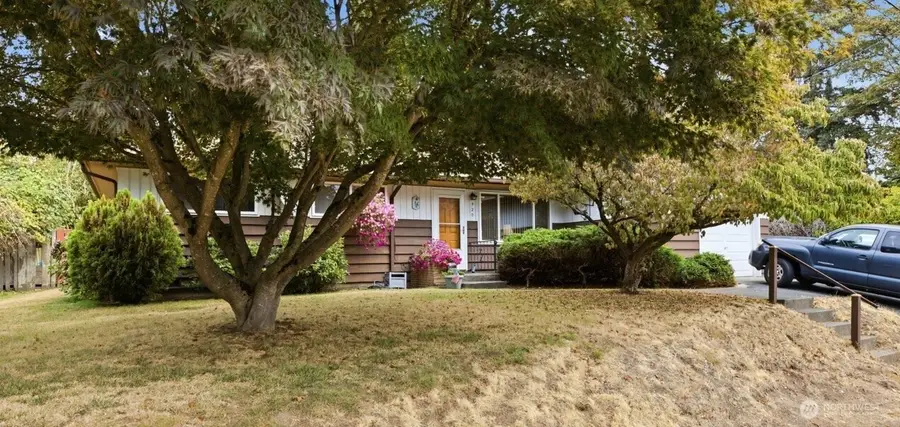 420 S 128th Street, Burien, WA 98168 - #2