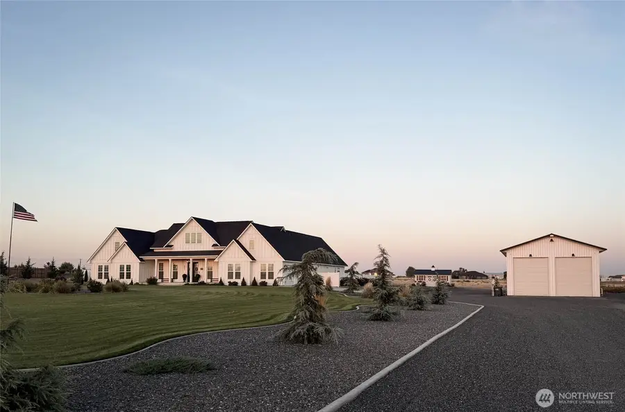6857 Road D Ne, Moses Lake, WA 98837 - #2