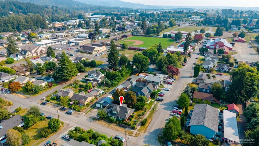 1302 Virginia Street, Mount Vernon, WA 98273 - #2