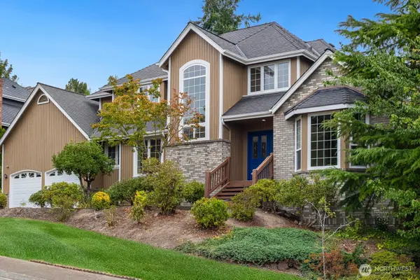 8424 127th Avenue Se, Newcastle, WA 98056