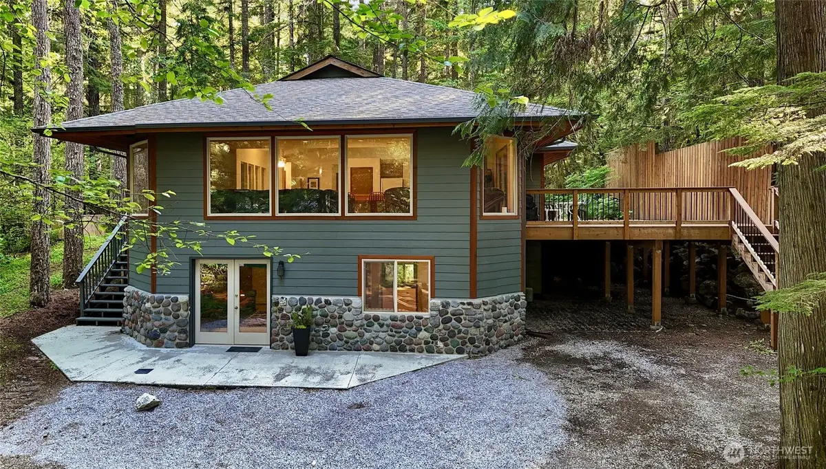 6929 Baker Circle, Glacier, WA 98244 - #1