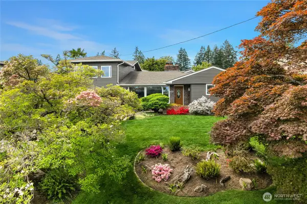 1333 98th Avenue Ne, Clyde Hill, WA 98004