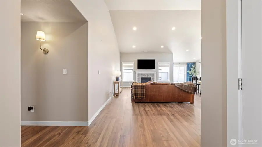 6110 Whitman Avenue, Yakima, WA 98903 - #3