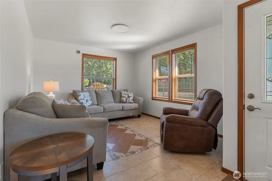 1204 W Birch Street, Shelton, WA 98584 - #3