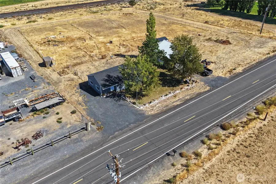 3986 Road 20 Ne, Soap Lake, WA 98851 - #2