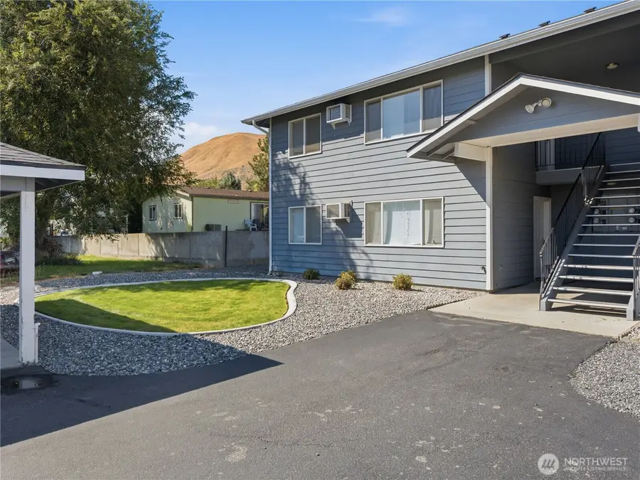 1632 Cross Street #1, Wenatchee, WA 98801 - #2