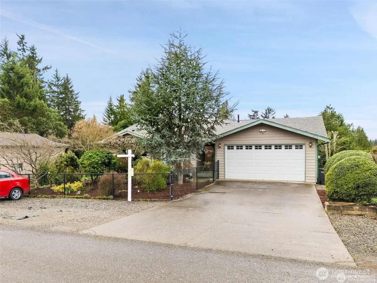 37399 Buck Rd N E, Hansville, WA 98340 - #1