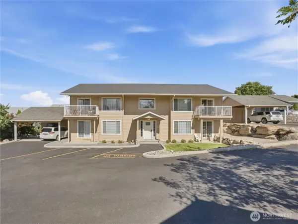 1011 N Baker Avenue #D, East Wenatchee, WA 98802
