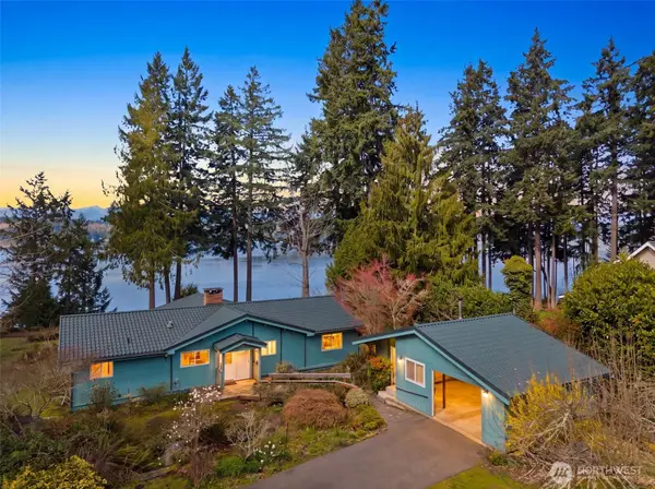 6873 NW Brothers View Lane, Silverdale, WA 98383