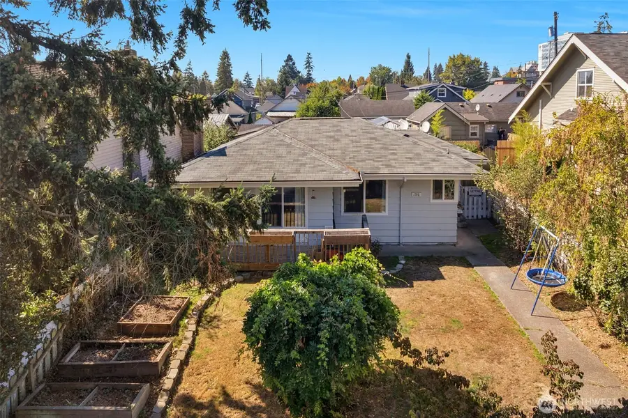1516 Rainier Avenue, Everett, WA 98201 - #2