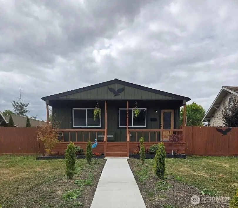 557 SW Pacific Avenue, Chehalis, WA 98532 - #1