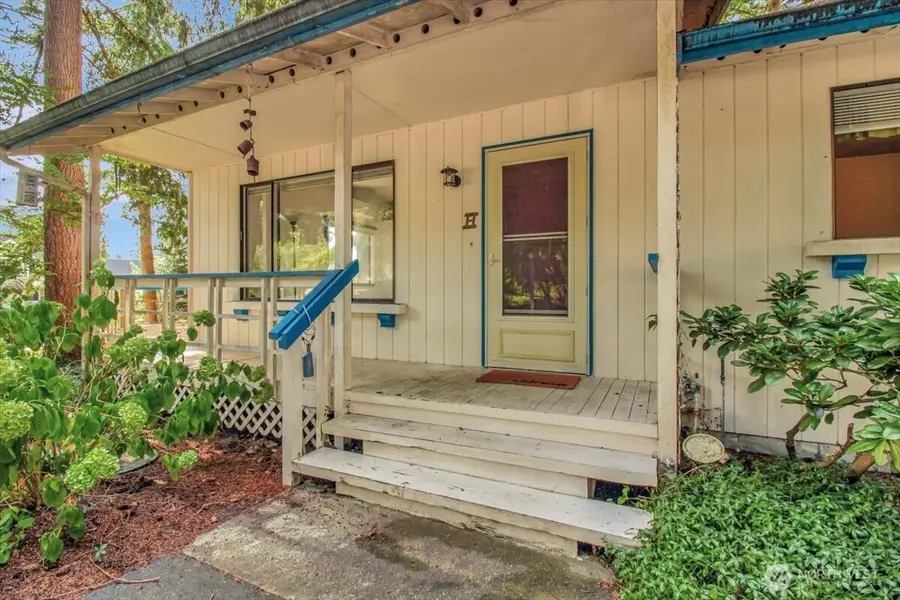 385 Glengarry Drive, Camano Island, WA 98282 - #3
