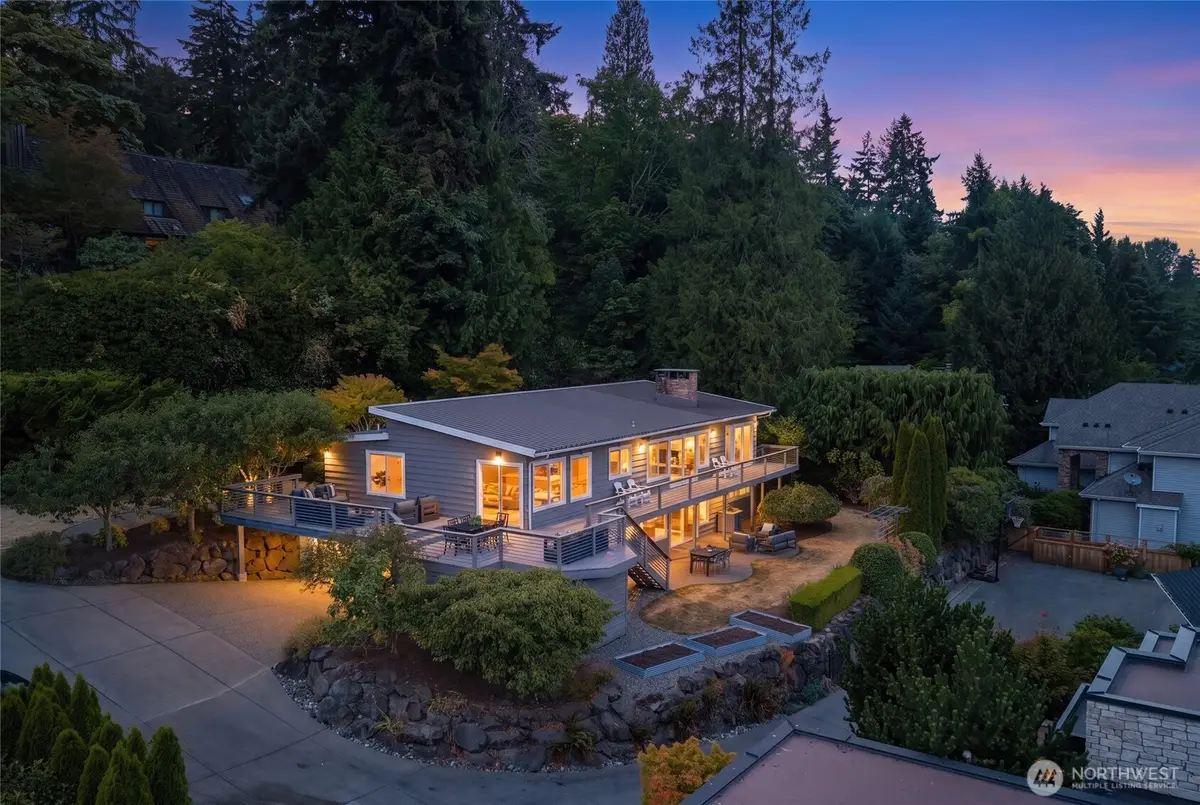6924 96th Avenue Se, Mercer Island, WA 98040 - #1