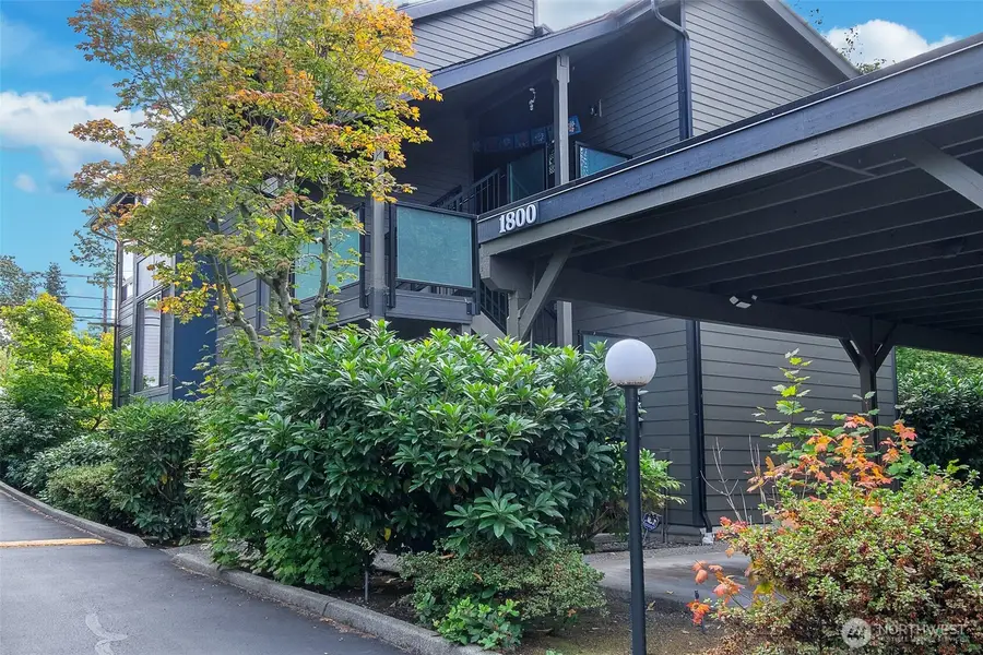 1800 N 105th Street #9-201, Seattle, WA 98133 - #2