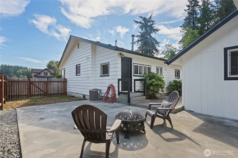 1110 25th Street Se, Puyallup, WA 98372 - #2
