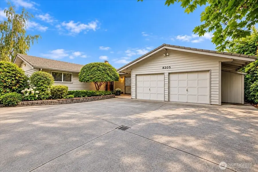 8205 S 123rd Place, Seattle, WA 98178 - #3