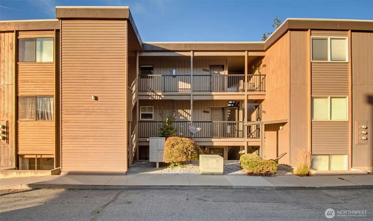 429 King Street #311, Wenatchee, WA 98801 - #1