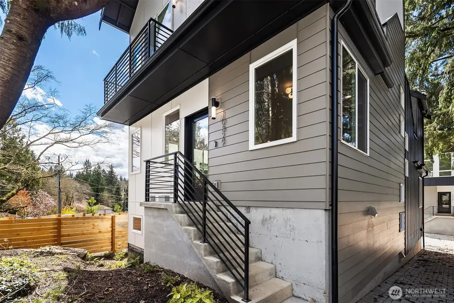 10831 11th Avenue Ne, Seattle, WA 98125 - #2