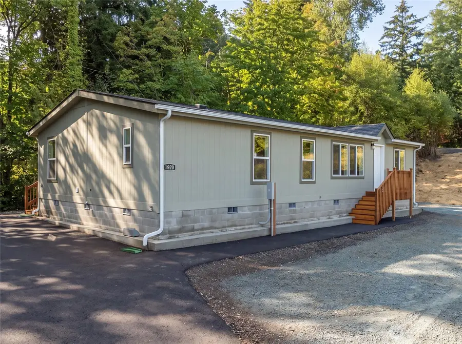 1920 Grade Street, Kelso, WA 98626 - #2