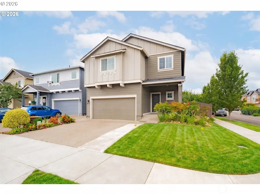 291 N 34th Court, Ridgefield, WA 98642 - #2