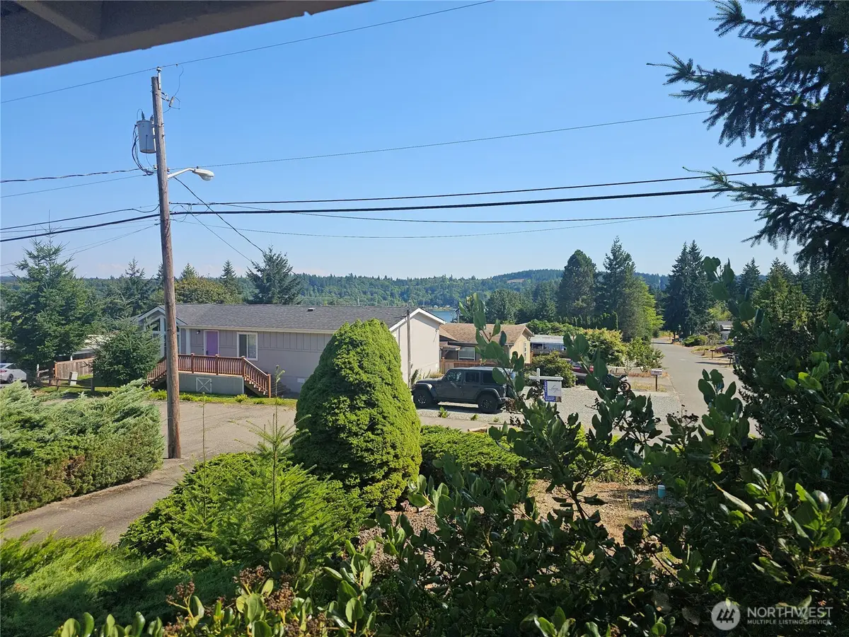 4720 W Davis Road, Bremerton, WA 98312 - #1